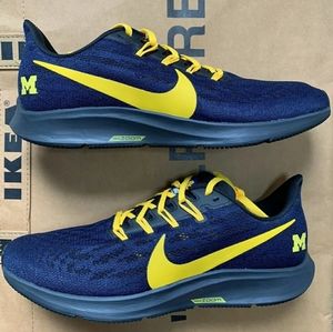 Michigan Wolverines Nike Air Zoom Pegasus 36 Runni